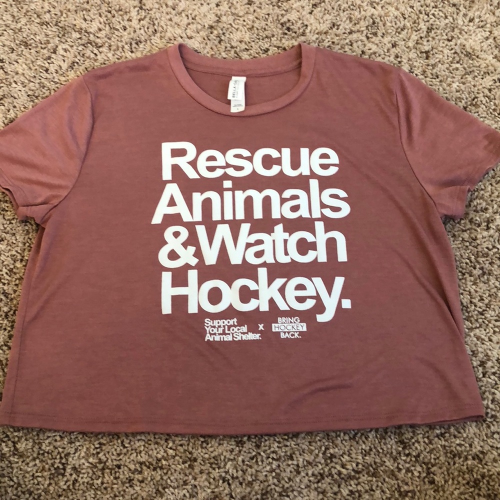Rescue Animals & Watch Hockey Crop Graphic Tee